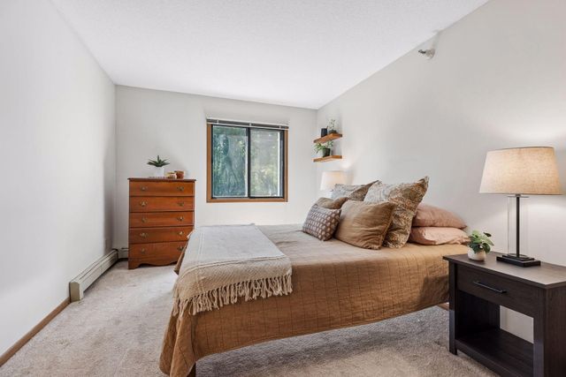 4151 Boone Avenue N 106, New Hope, MN 55427