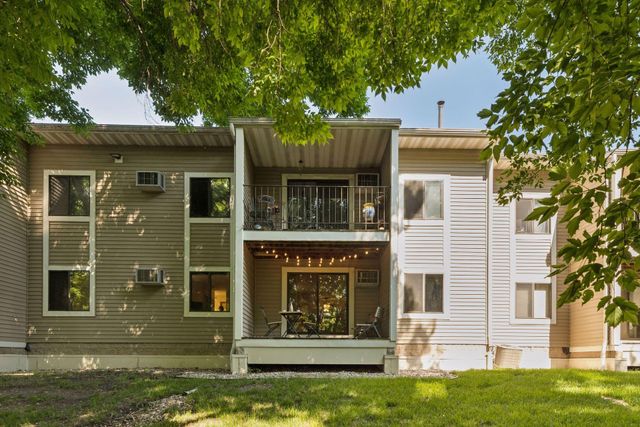 4151 Boone Avenue N 106, New Hope, MN 55427