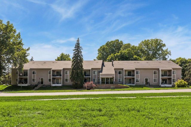4151 Boone Avenue N 106, New Hope, MN 55427