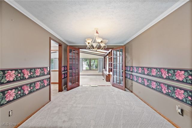 2410 Tanglewood Drive NE, Massillon, OH 44646