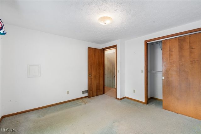 2410 Tanglewood Drive NE, Massillon, OH 44646