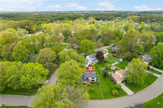 2410 Tanglewood Drive NE, Massillon, OH 44646