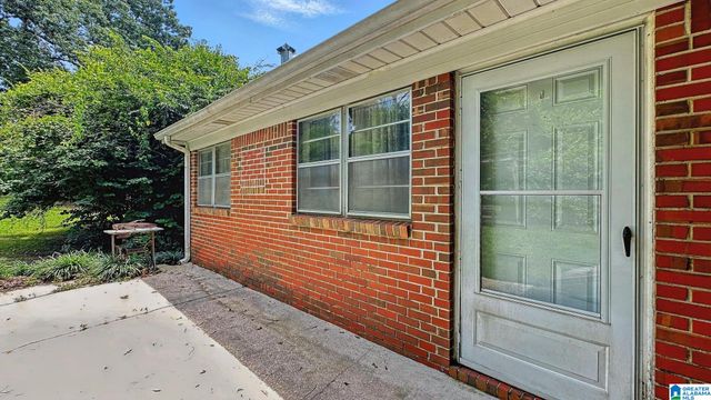 1006 2ND AVENUE N, Clanton, AL 35045