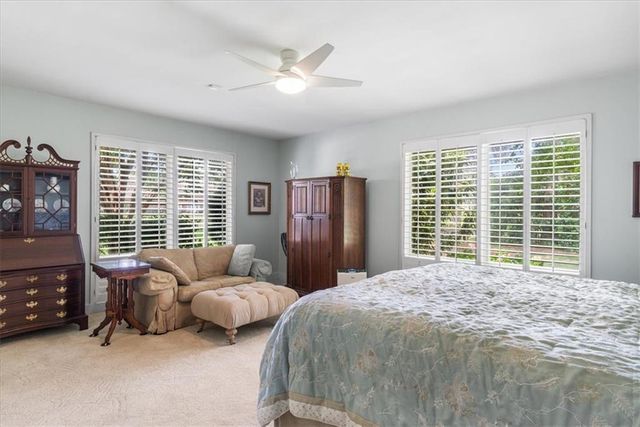 4170 Spring Valley Drive N, Mobile, AL 36693