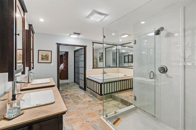 4170 Spring Valley Drive N, Mobile, AL 36693
