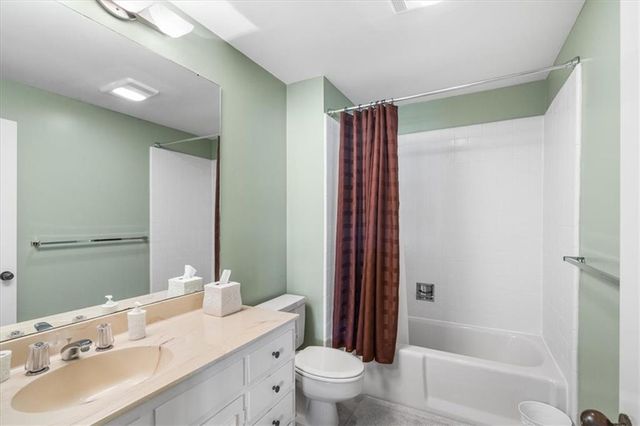 4170 Spring Valley Drive N, Mobile, AL 36693