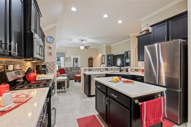 6822 Persea Ridge Lane, Dickinson, TX 77539