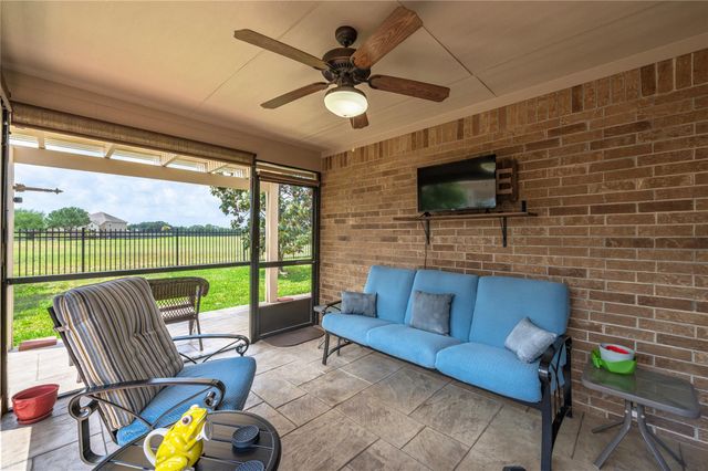 6822 Persea Ridge Lane, Dickinson, TX 77539