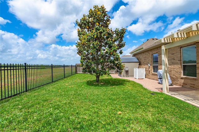 6822 Persea Ridge Lane, Dickinson, TX 77539