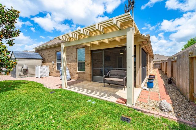 6822 Persea Ridge Lane, Dickinson, TX 77539