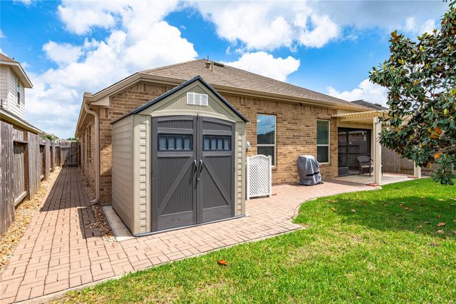 6822 Persea Ridge Lane, Dickinson, TX 77539