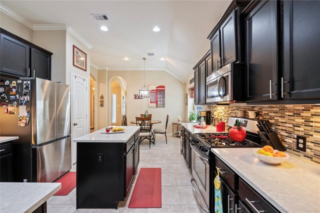 6822 Persea Ridge Lane, Dickinson, TX 77539