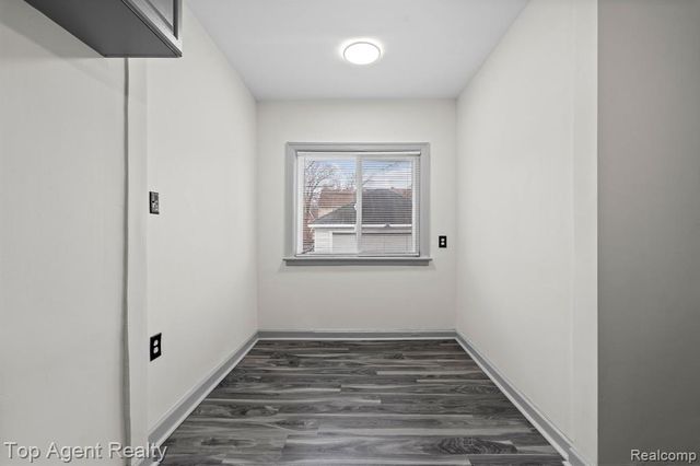 16204 Wisconsin Street, Detroit, MI 48221