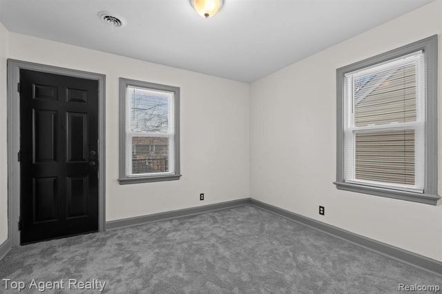 16204 Wisconsin Street, Detroit, MI 48221