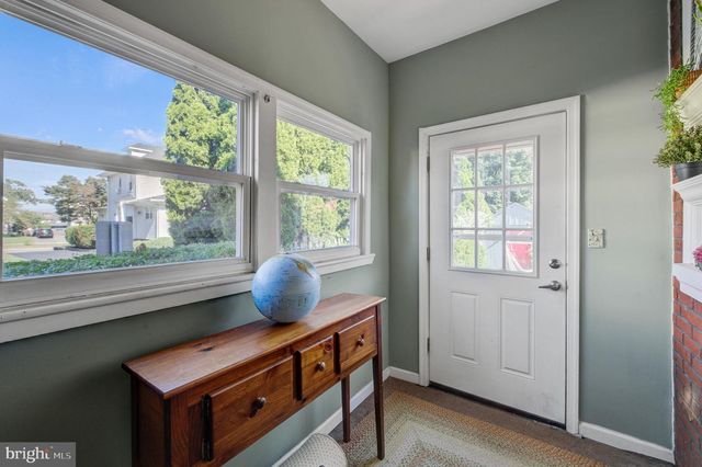 15 RODMAN AVE, Havertown, PA 19083