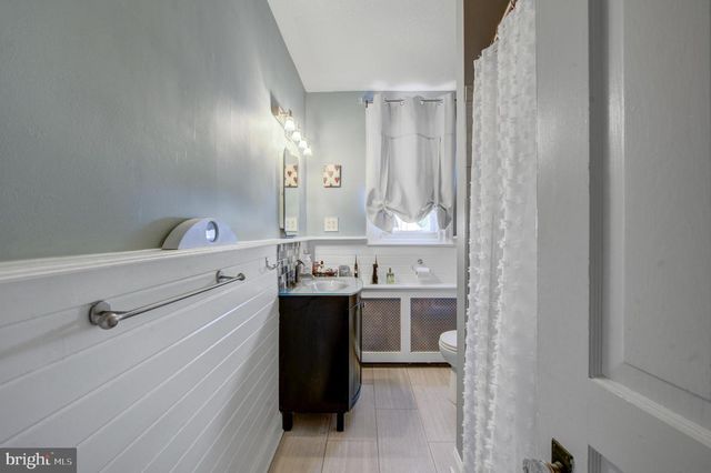 15 RODMAN AVE, Havertown, PA 19083