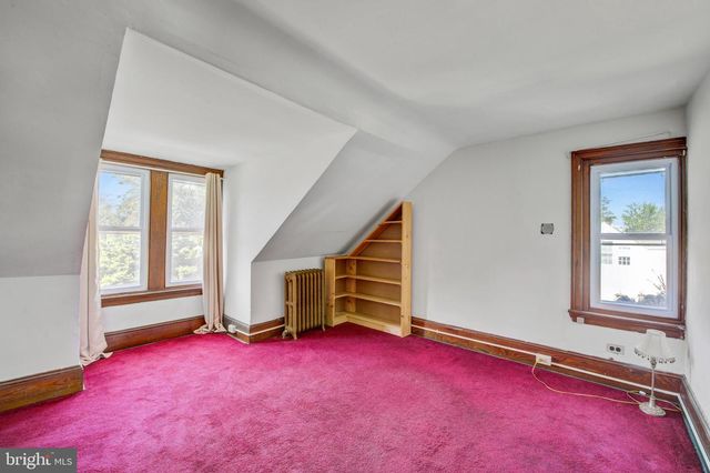 15 RODMAN AVE, Havertown, PA 19083