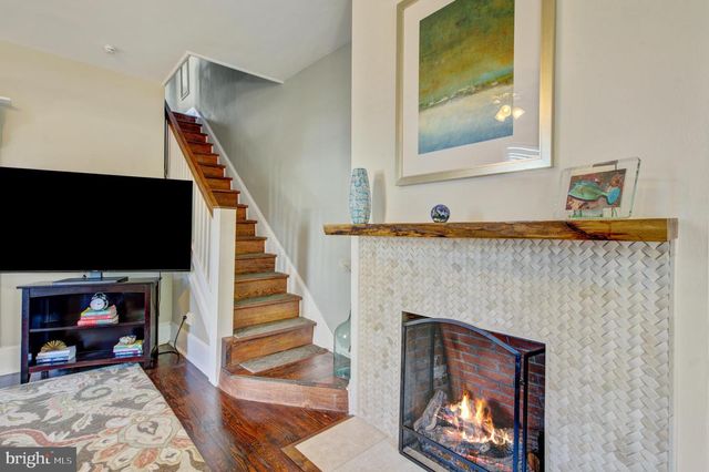 15 RODMAN AVE, Havertown, PA 19083