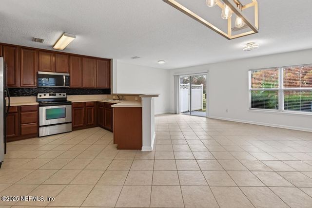 411 WALNUT Drive, St. Johns, FL 32259