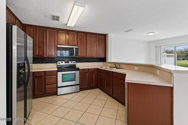 411 WALNUT Drive, St. Johns, FL 32259