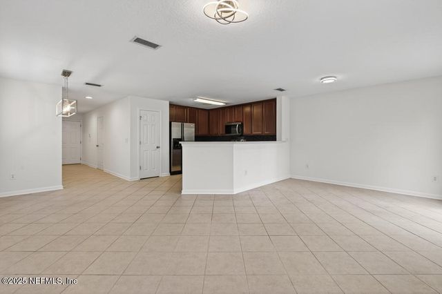 411 WALNUT Drive, St. Johns, FL 32259