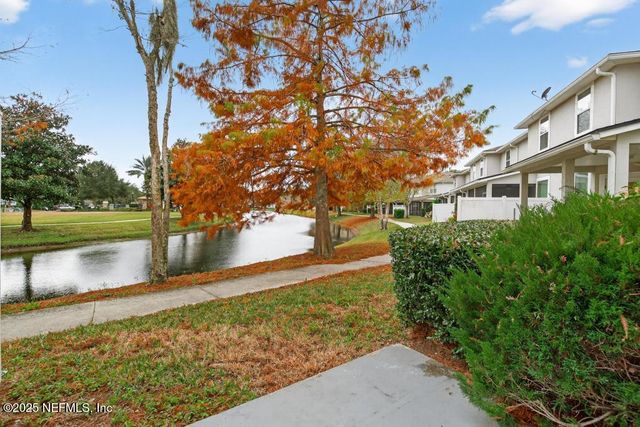 411 WALNUT Drive, St. Johns, FL 32259