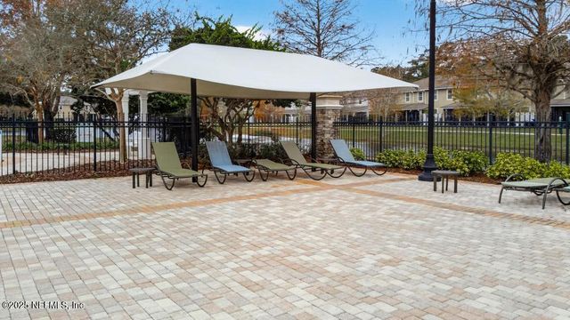 411 WALNUT Drive, St. Johns, FL 32259