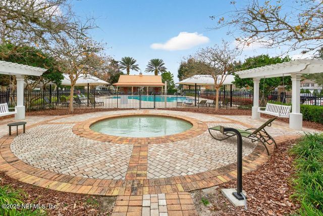 411 WALNUT Drive, St. Johns, FL 32259