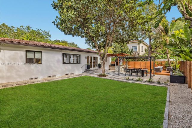 10533 NE 3rd Ct, Miami Shores, FL 33138