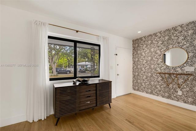 10533 NE 3rd Ct, Miami Shores, FL 33138