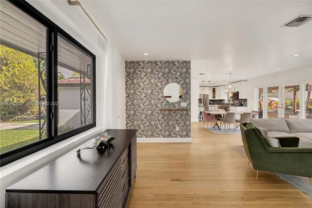 10533 NE 3rd Ct, Miami Shores, FL 33138