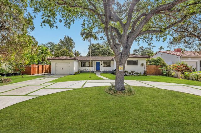 10533 NE 3rd Ct, Miami Shores, FL 33138