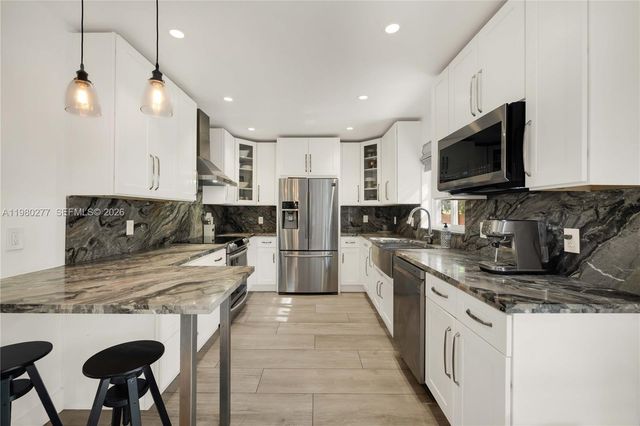 10533 NE 3rd Ct, Miami Shores, FL 33138