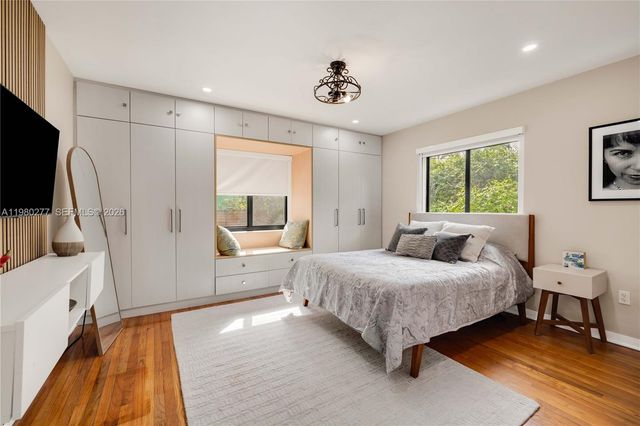 10533 NE 3rd Ct, Miami Shores, FL 33138