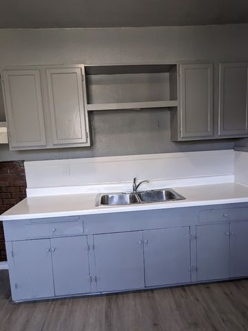2637 Lynch St, Corpus Christi, TX 78404