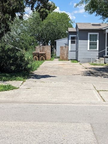 2637 Lynch St, Corpus Christi, TX 78404