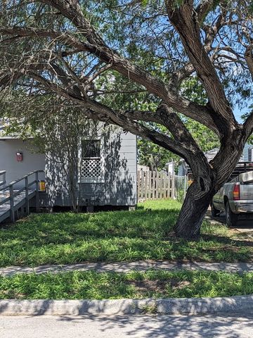 2637 Lynch St, Corpus Christi, TX 78404