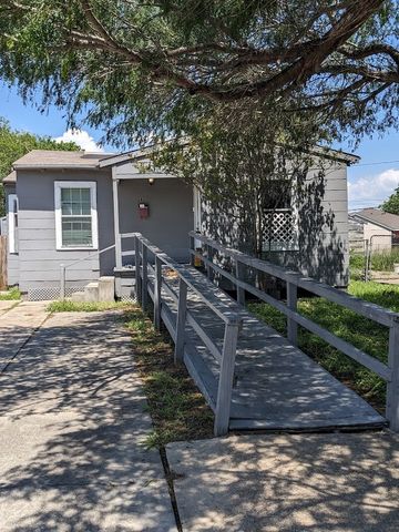 2637 Lynch St, Corpus Christi, TX 78404