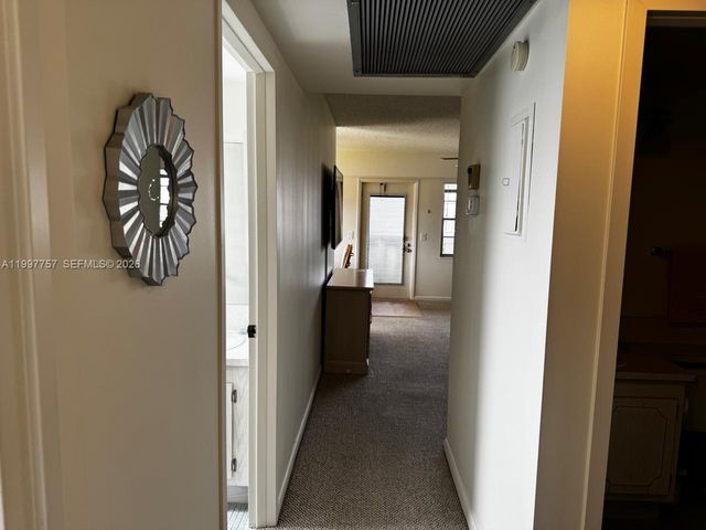 536 Fanshaw M 536, Boca Raton, FL 33434