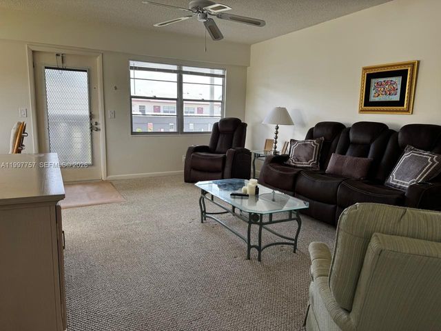 536 Fanshaw M 536, Boca Raton, FL 33434