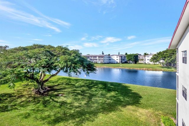 536 Fanshaw M 536, Boca Raton, FL 33434