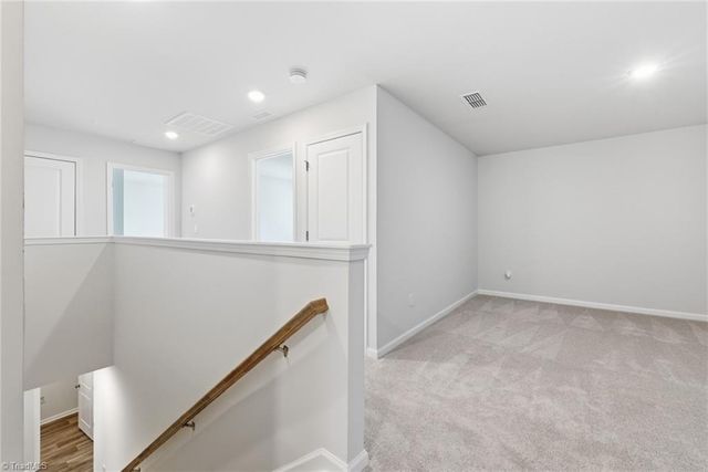 408 Chesney Place, Thomasville, NC 27360