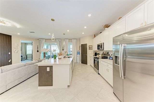 17680 BORACAY COURT 202, Venice, FL 34293