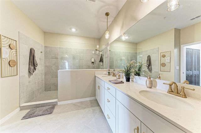 17680 BORACAY COURT 202, Venice, FL 34293
