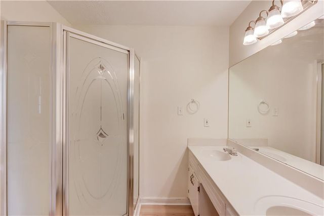 2614 Hickory Valley Drive, Snellville, GA 30078