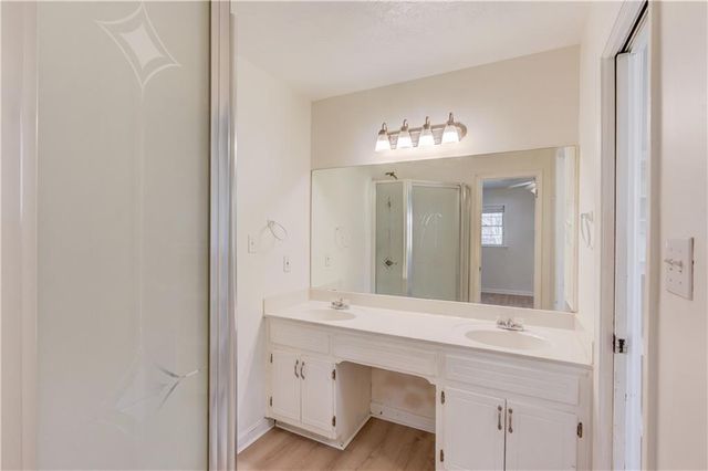 2614 Hickory Valley Drive, Snellville, GA 30078