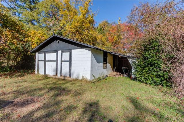 2614 Hickory Valley Drive, Snellville, GA 30078