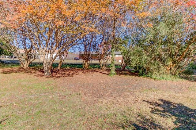 2614 Hickory Valley Drive, Snellville, GA 30078