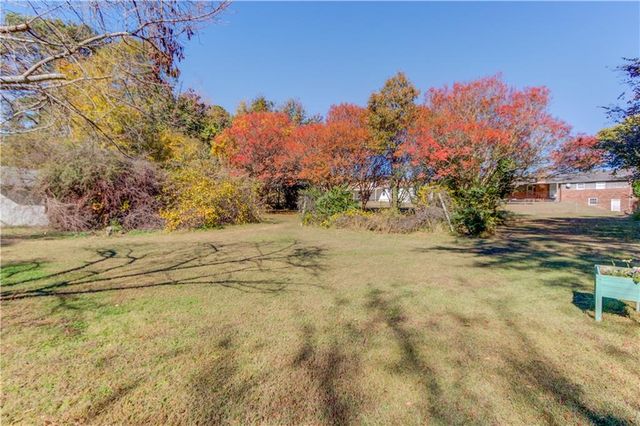 2614 Hickory Valley Drive, Snellville, GA 30078