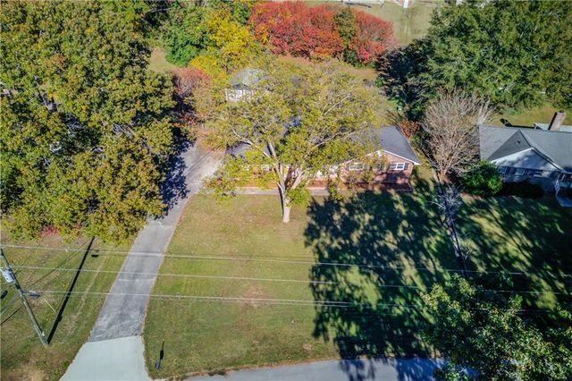 2614 Hickory Valley Drive, Snellville, GA 30078